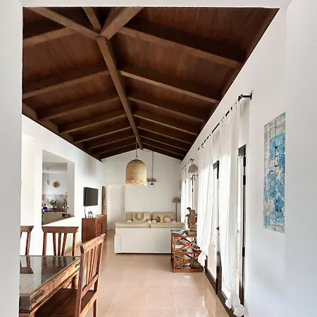 Villa House Boho Palm With Private Heated Pool And Garden, 3 Bedrooms, Wi-fi *