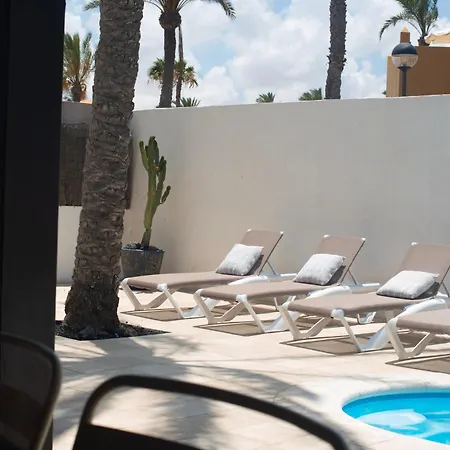 House Boho Palm With Private Heated Pool And Garden, 3 Bedrooms, Wi-fi Villa *